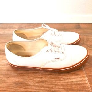 Vans Authentic Gum Marshmallow/Gum Men's Classic Skate Shoes